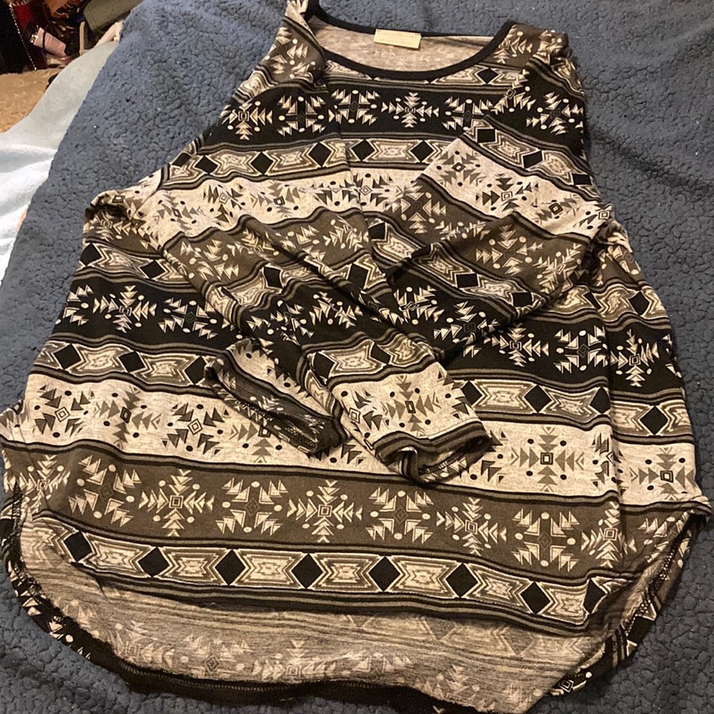 Bobby Brooks 2X long sleeved light sweater